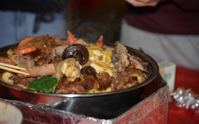 Outgoing Student Union Hosts Poon Choi Dinner