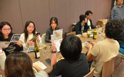 Wine Tasting with Sommelier Perry Mok