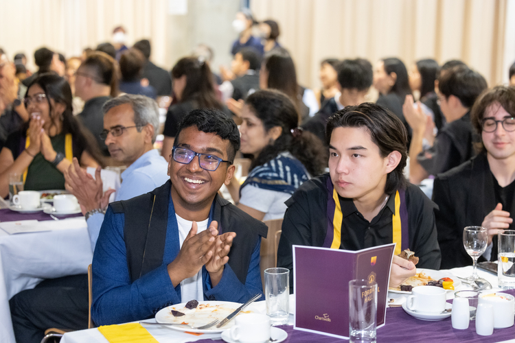 Dinner for Families of the Graduating Class of 2023 and Formal Hall Dinner - Photo - 4