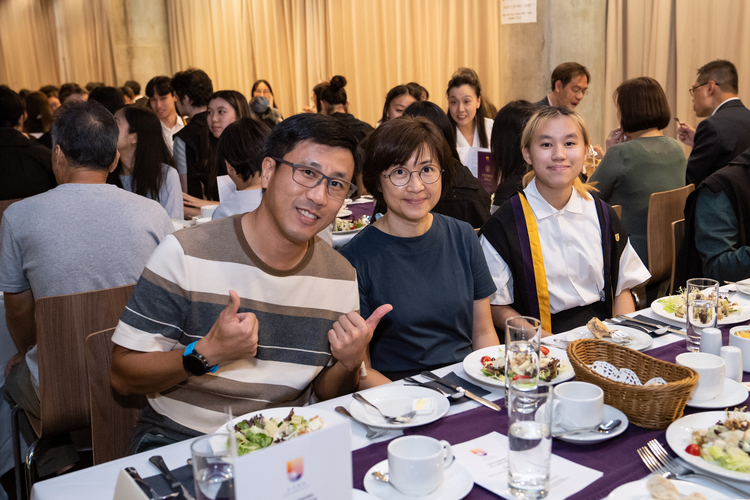 Dinner for Families of the Incoming Class of 2023 and Formal Hall Dinner - Photo - 5