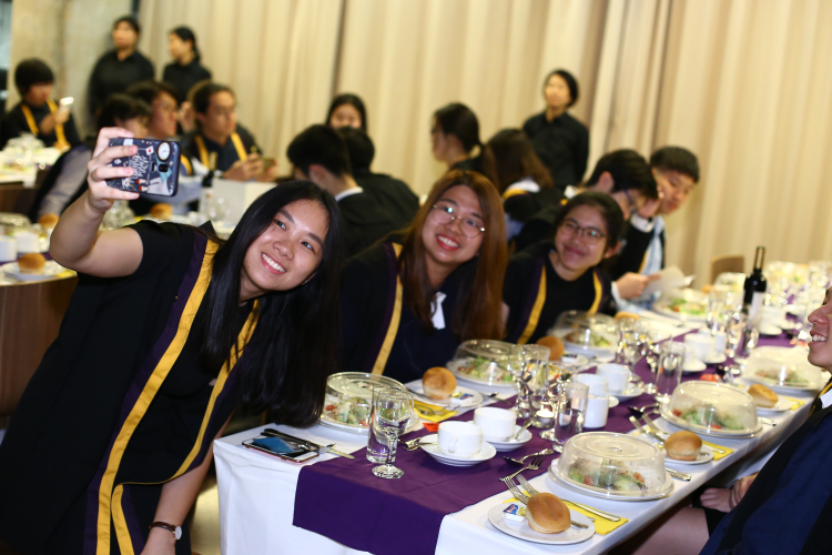 4th Formal Hall and Award Presentation Ceremony 2018-19 - Photo - 4