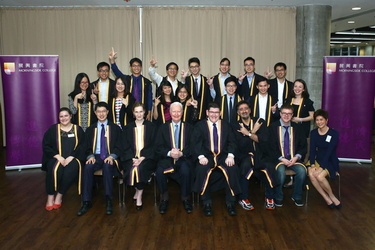 Graduating Students with Fellows of the College