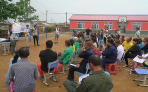 Emily Chan and students bring health to Jilin