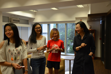 Min Jin Lee with Students