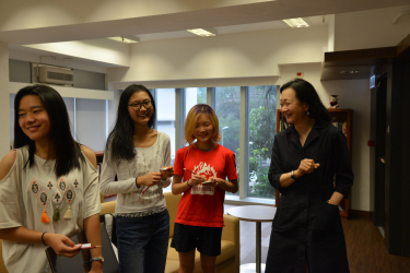 Min Jin Lee with Students